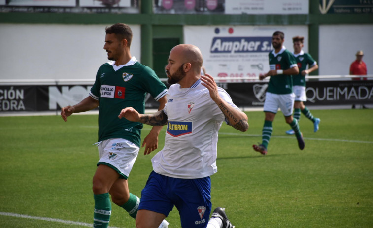 Primera parte esperanzadora y segunda para olvidar del Arosa