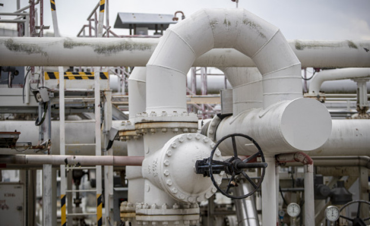 Francia examinará el proyecto de gasoducto porque se lo piden Madrid y Berlín