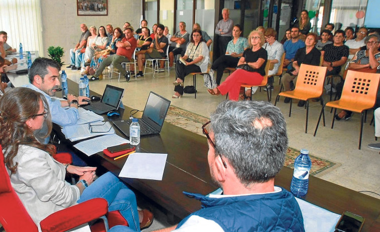 El tripartito ratifica su “sí” rotundo  al polígono alegando “interese xeral”