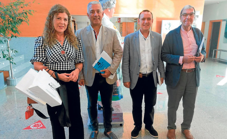 Aelos mira al pasado con las antiguas casas y familias del Paseo de Silgar y la figura del alcalde Ramón Orge