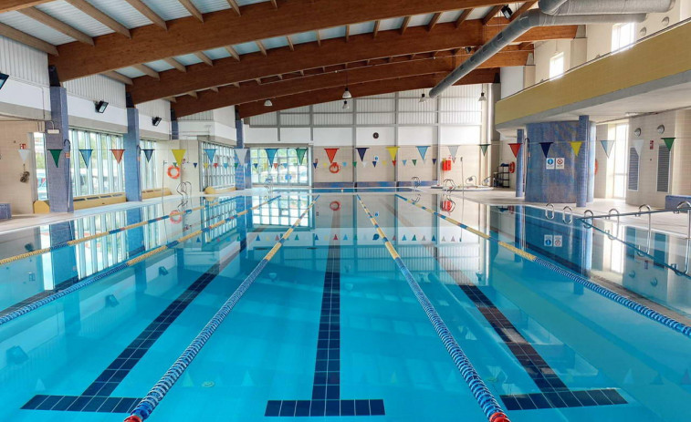 La piscina municipal de Sanxenxo reabre el lunes tras reducirse el consumo de agua