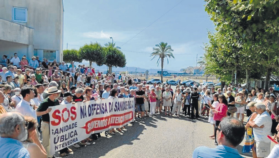 Alcaldes de O Salnés anuncian una gran movilización por la sanidad en octubre