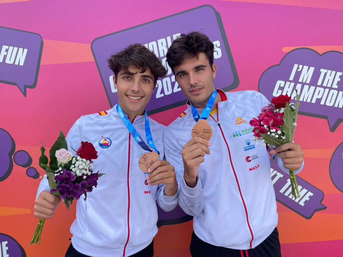 Diego y Noel Domu00ednguez Bronce