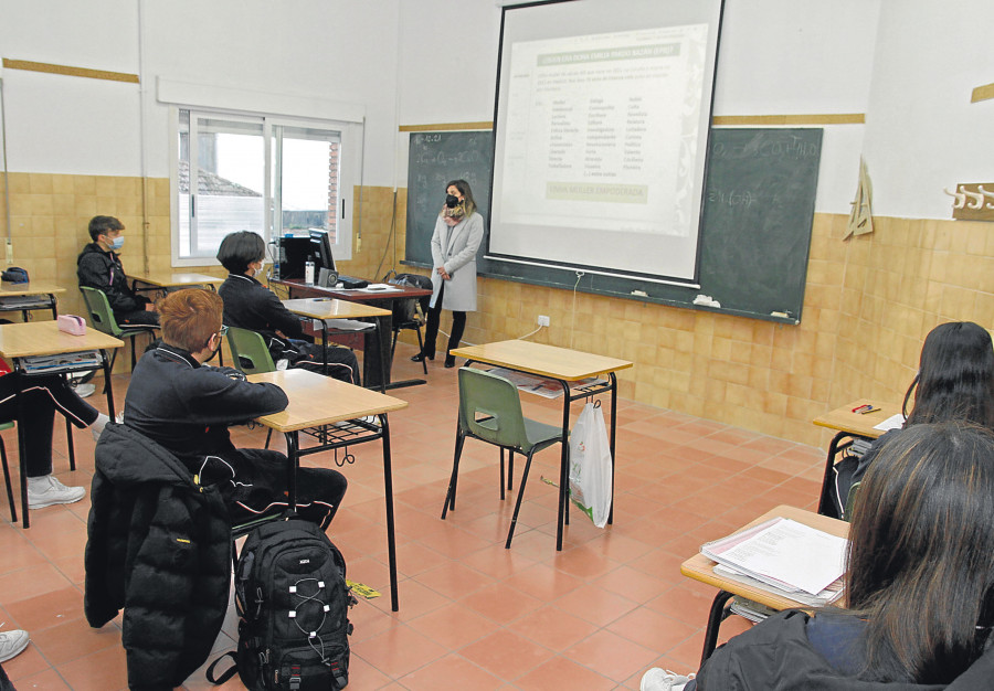 Vilagarcía apura la puesta a punto de los colegios tras un verano de obras