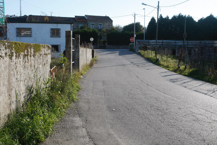 Salen a licitación por casi 76.000 euros las obras para construir aceras en la Rúa Ameixeiras