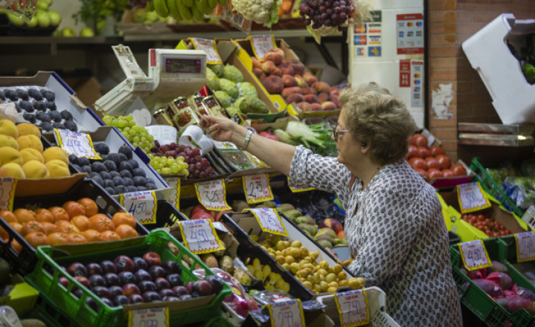 Comparar, planificar y otros consejos para abaratar la cesta de la compra