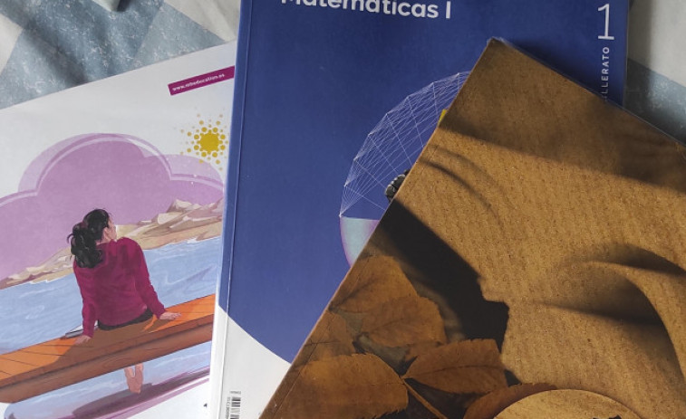 El centro cultural de O Piñeiriño acoge la segunda cita de compra-venta de material escolar