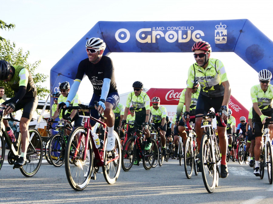 Lara Lois y Daniel García triunfan en la Marcha Ciclista do Marisco de O Grove