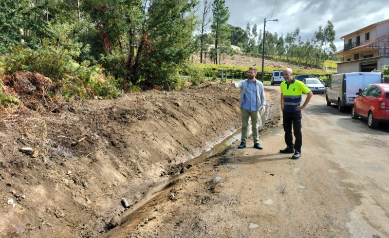 Cambados ejecuta 220.000 euros de mejoras en accesos a viviendas y fincas de todas las parroquias