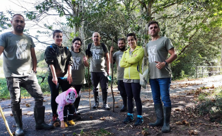 Retiran 95 kilos de residuos en un tramo de un kilómetro del río Té en la limpieza simultánea del Proxecto Ríos