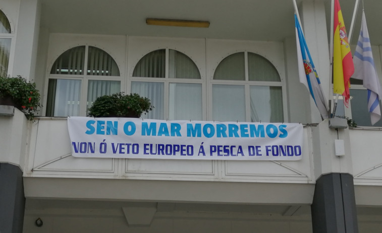 La concentración de Ribeira contra el veto a la pesca de fondo arrancará a las siete de la tarde del 8 de octubre
