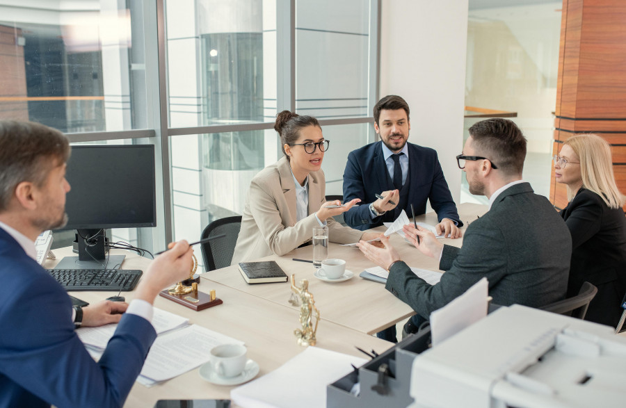 La necesidad de gestionar  el cambio generacional  en las empresas