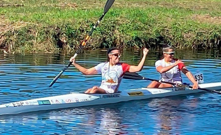 La grovense Tania Álvarez, campeona del Mundo en K2 junto a Tania Fernández