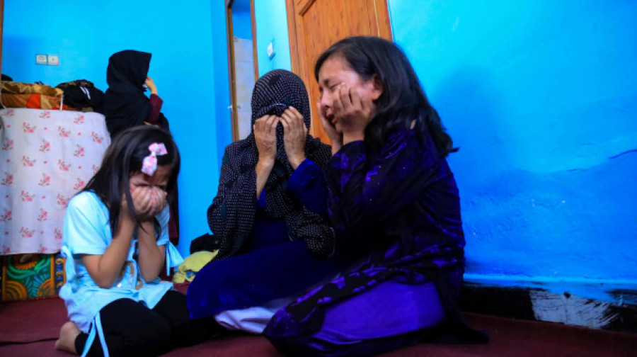 Más de medio centenar de muertos, casi todo mujeres, en un atentado contra un centro educativo en Kabul