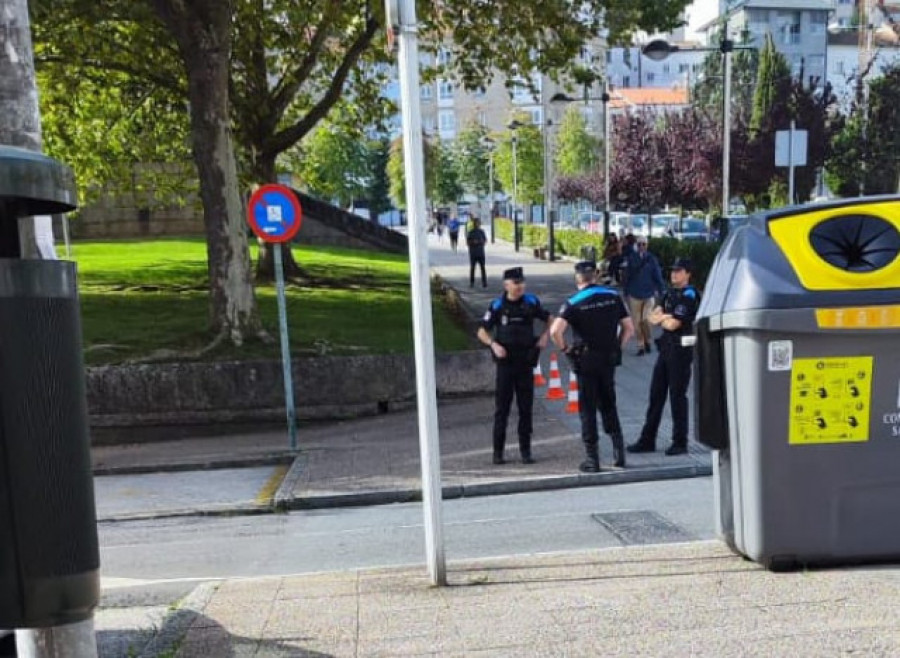 Desalojados los dos juzgados y la Audiencia de Santiago por una amenaza de bomba