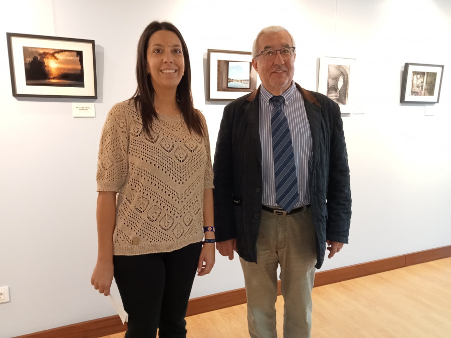 ​José Luis Rodríguez Ruza exhibe en Ribeira sus fotos tomadas a modo de una ventana desde el año 2020