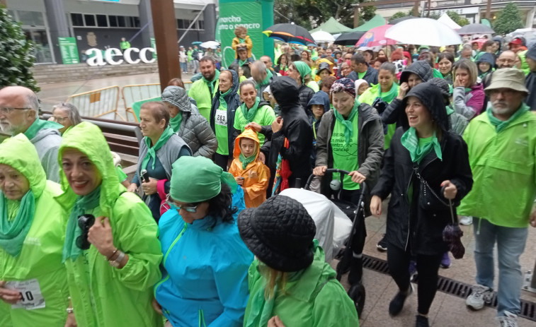 El pueblo de Ribeira camina con mucha esperanza contra el cáncer