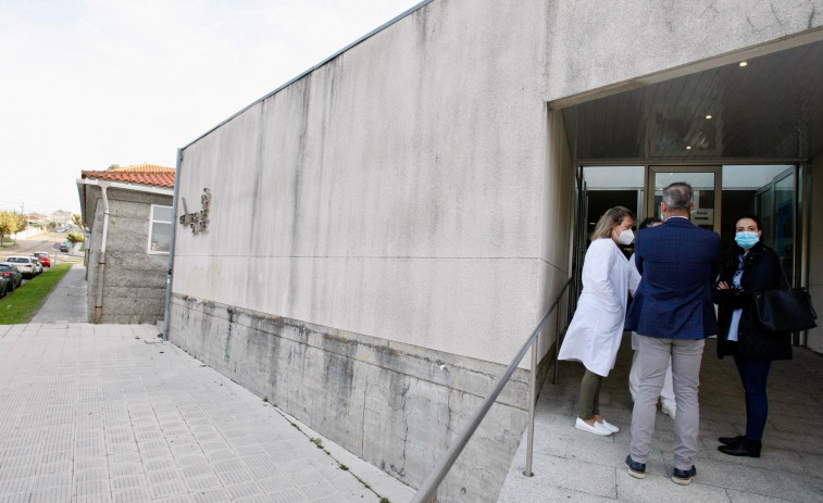 Trasladan a Sanxenxo la UVI móvil de Vilagarcía, a la que dotan de una ambulancia de soporte vital básico