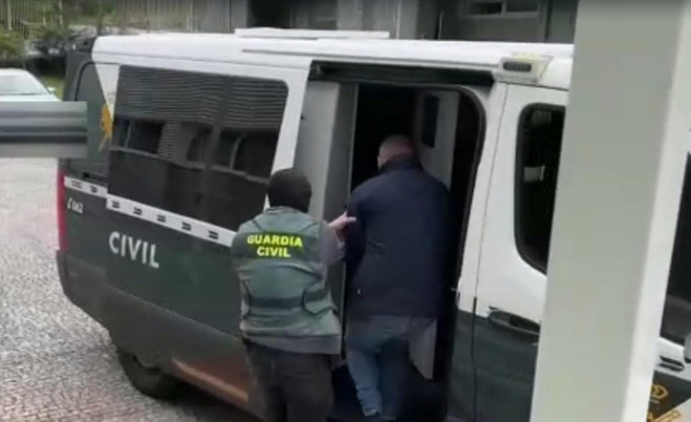 Detenidos los miembros de un grupo criminal que robaba en viviendas en la zona de Vilagarcía
