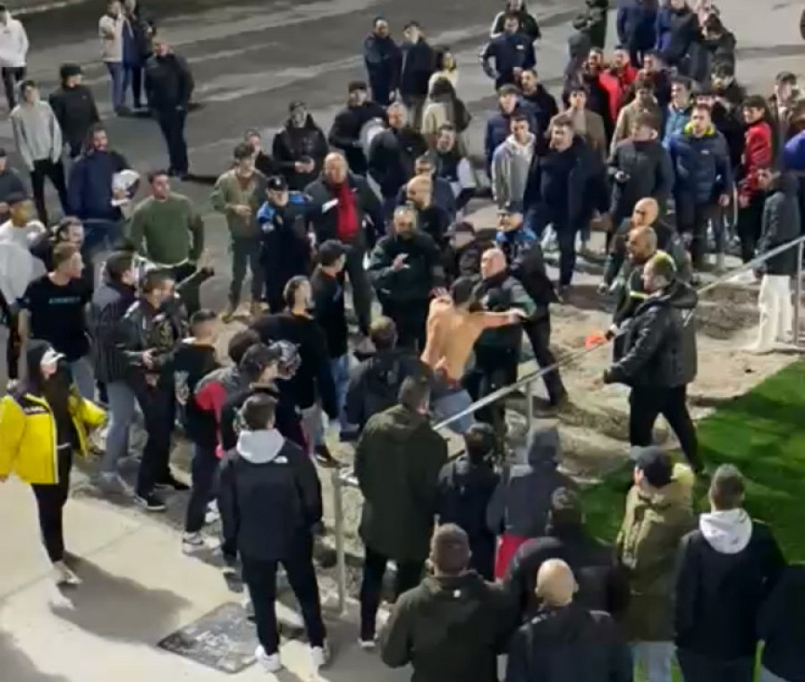 Denunciado un miembro de una peña del Cidade de Ribeira por golpear a un guardia civil durante un partido en Lalín