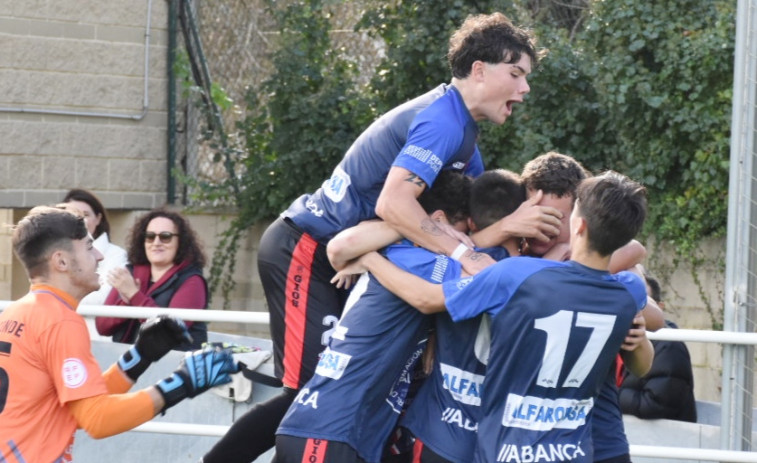 Un gran Arosa juvenil gana en Santiago al Compostela (0-2)