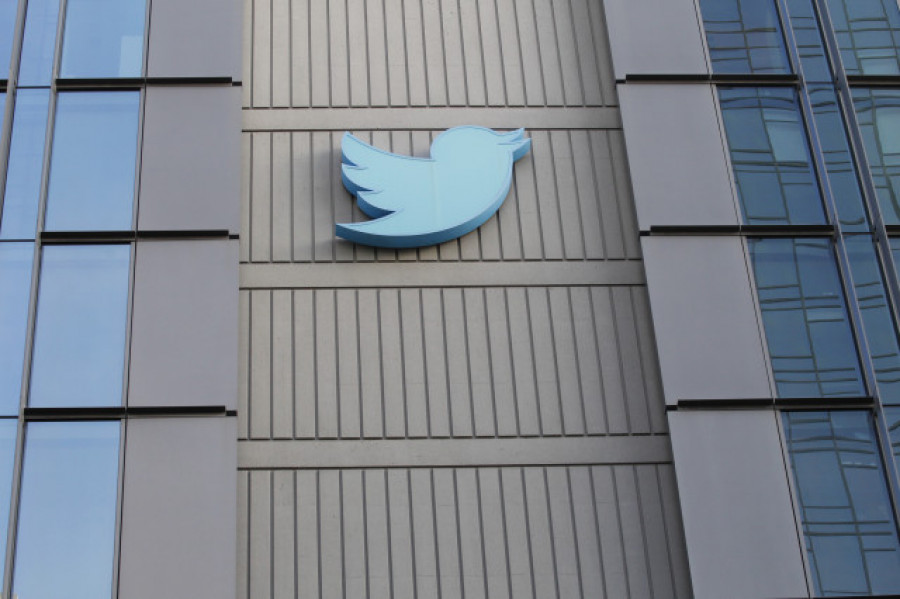 Twitter cierra sus oficinas en medio de un éxodo masivo de trabajadores