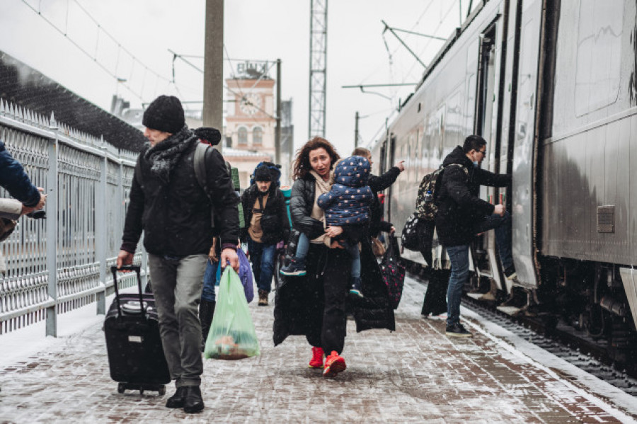 Llega a Jersón primer tren desde Kiev desde el comienzo de guerra en Ucrania