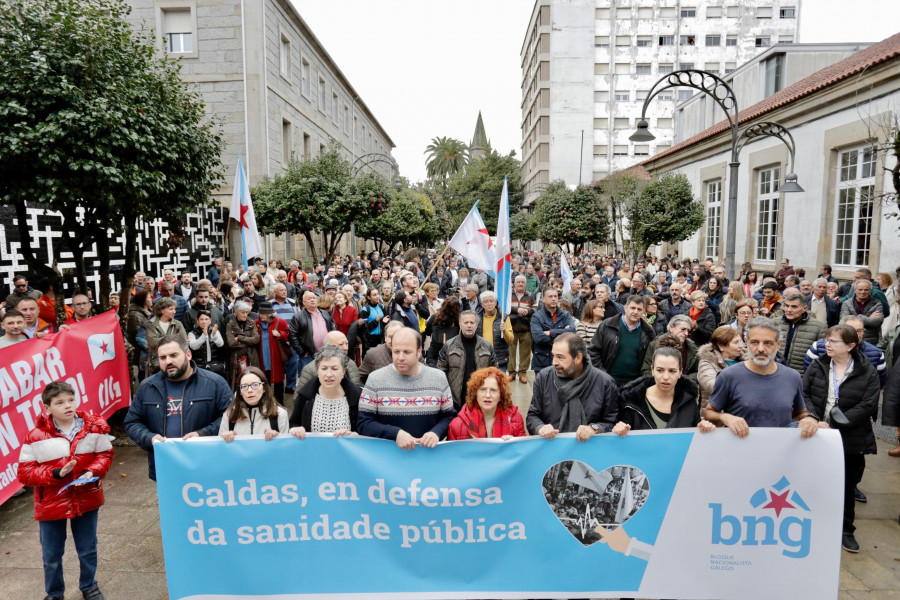 Miles de personas claman contra la gestión sanitaria en tres protestas simultáneas