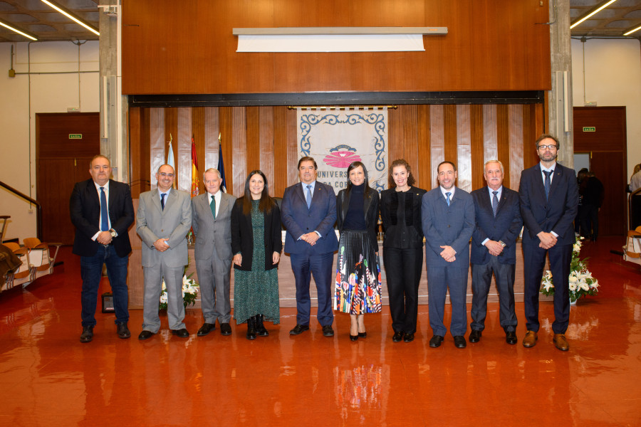 El Consello de Aparelladores premia a una vecina de O Grove por un TFG sobre la rehabilitación de la Casa da Cultura