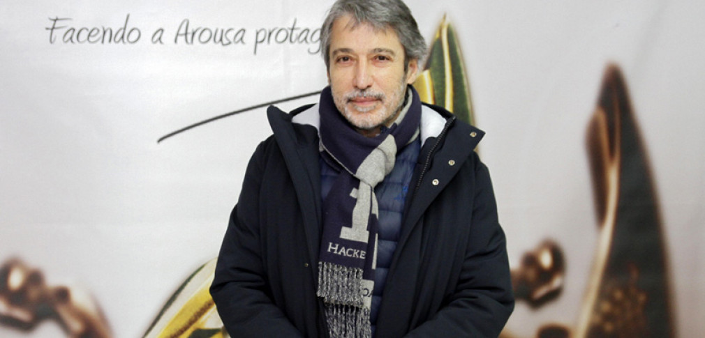 Xurxo Alonso gana el premio Leiras Pulpeiro y queda segundo en el Rosalía de Castro de Cornellà