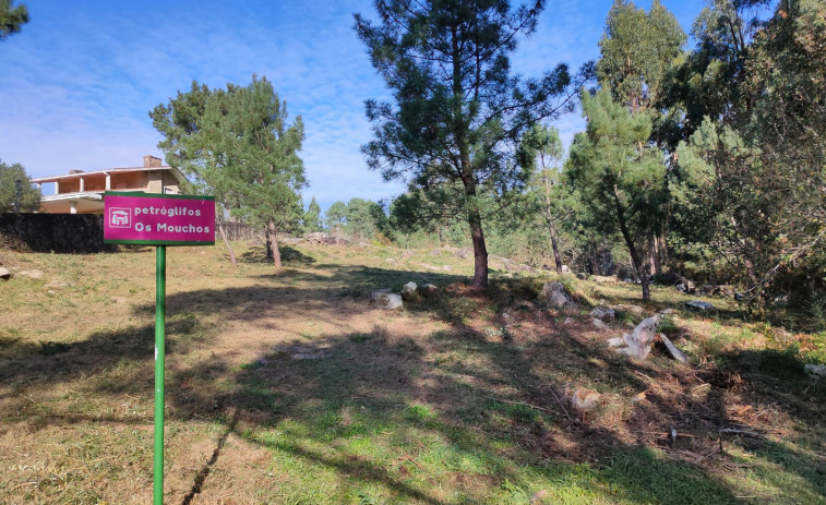 El Concello de Rianxo limpia las áreas de mayor interés arqueológico de toda la localidad