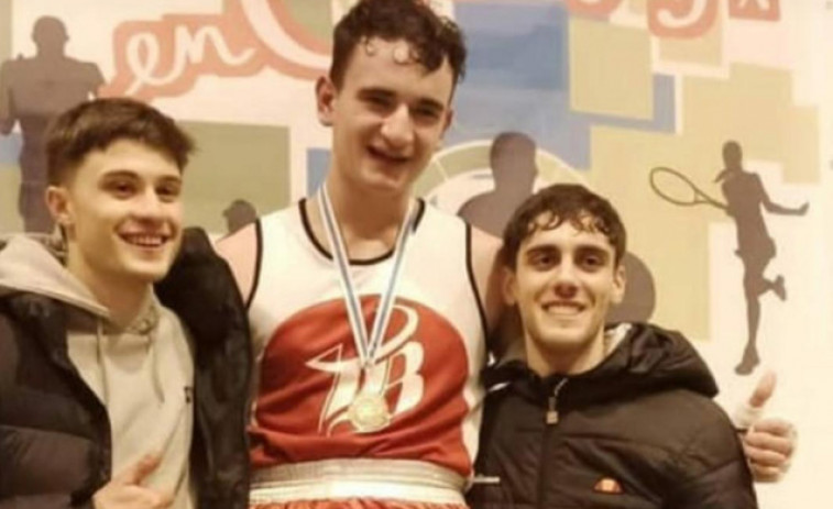 Pleno de títulos para el Club Boxeo Arousa en el Campeonato Gallego