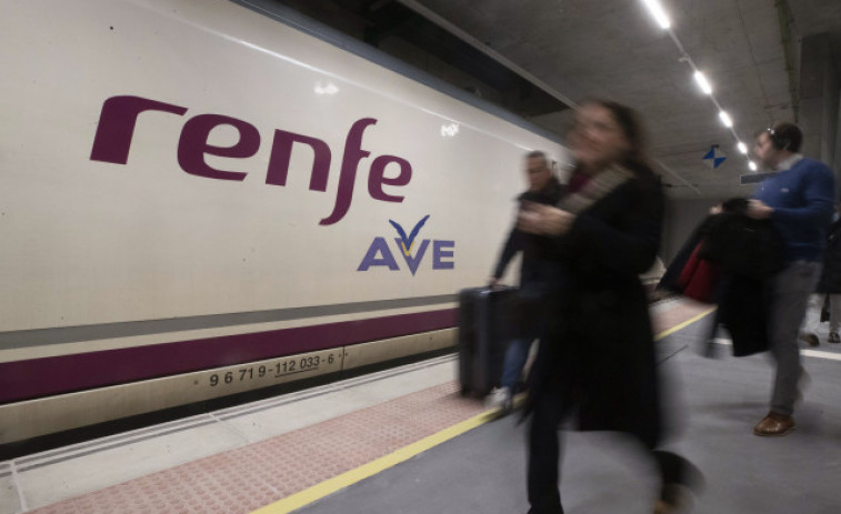 El AVE Galicia-Madrid transportó 1,8 millones de viajeros en su primer año