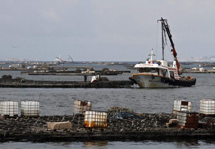 Los bateeiros acuerdan mantener las protestas y Mar los convoca a una reunión