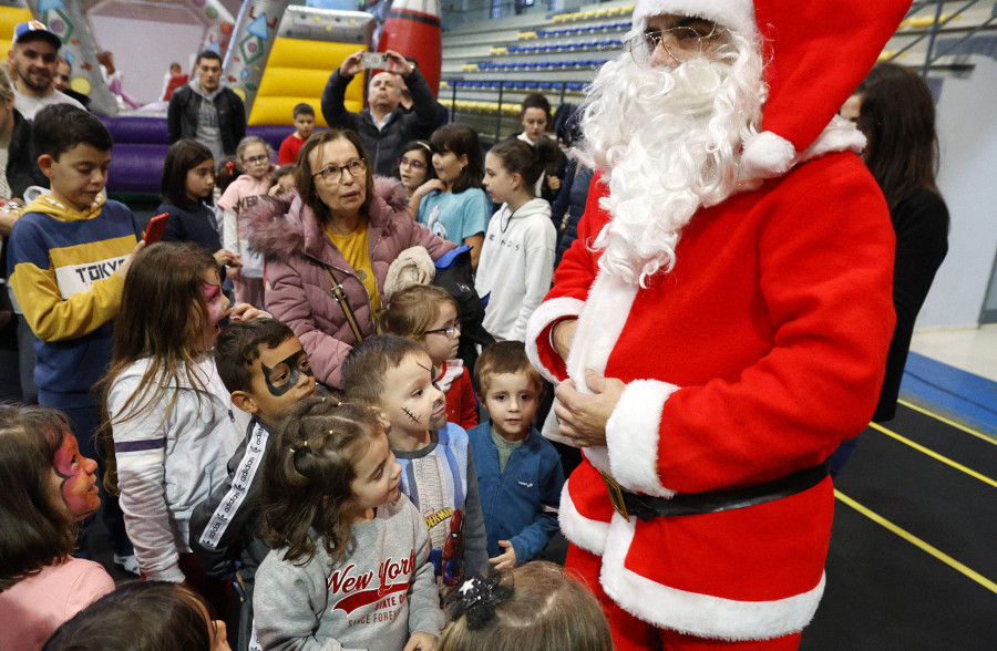 A Illa y Vilanova reciben la primera visita del personaje más querido por los niños