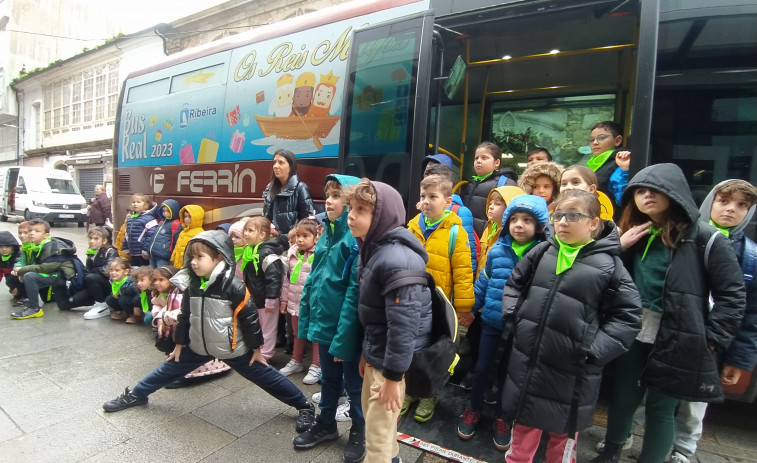Los Reyes Magos llegarán a Ribeira en tres dornas, en un guiño a la celebración de la 75ª Festa da Dorna en 2023