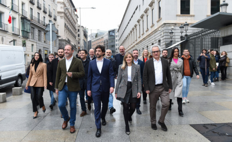 La campaña de primarias de Ciudadanos arranca hoy con el partido dividido y con la lista de Arrimadas como favorita