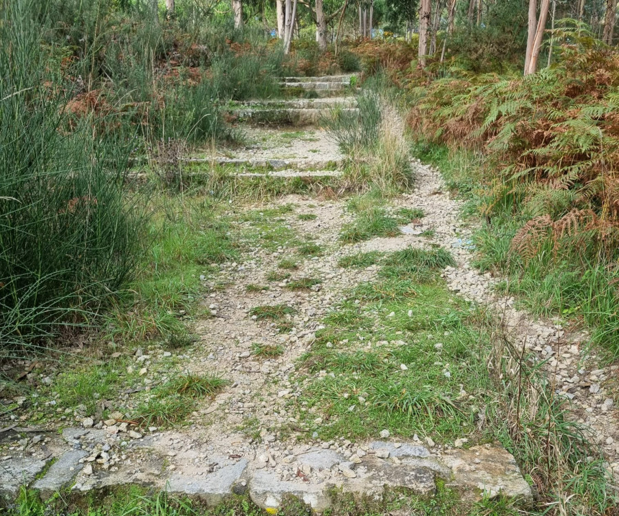 El parque periurbano de San Roque verá mejorado su acceso desde la zona de los juzgados de Ribeira