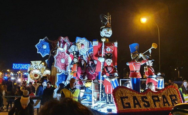 Un espectáculo pirotécnico pondrá fin a la Cabalgata de Reyes en Sanxenxo