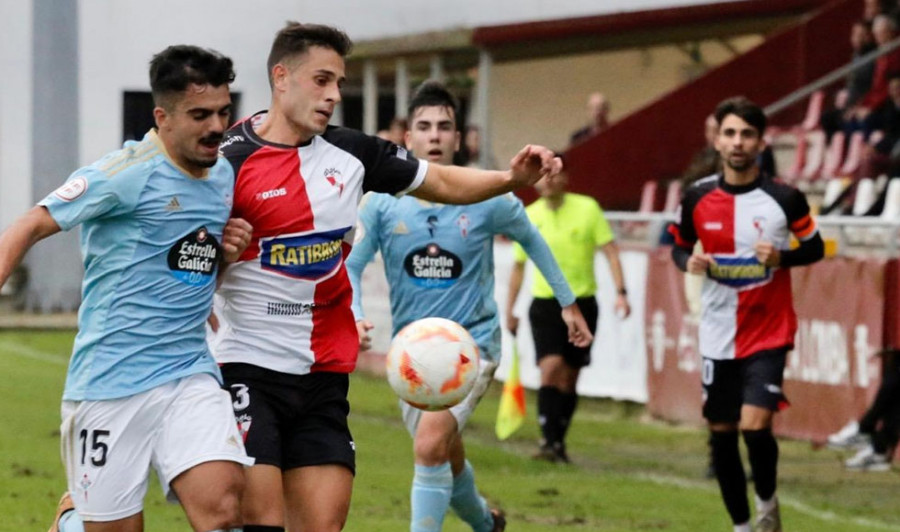 El Arosa, a derribar un muro llamado Racing Vilalbés