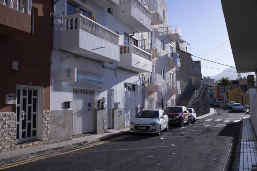 Detenido un hombre en Tenerife tras matar a su expareja y herir a su hijo, que intentó defenderla