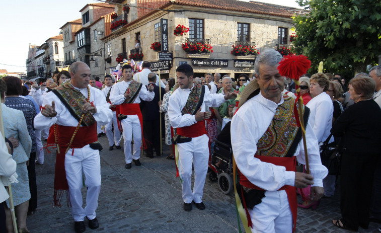 Fallece Ovidio Sanmartín, quien marcaba los puntos a los reconocidos Danzantes de Cobas