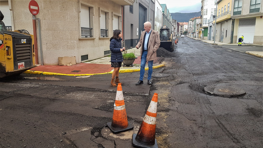 La mejora de Rúa Venecia incluye la canalización de aguas pluviales en la urbanización Fraga Iribarne, en A Pobra