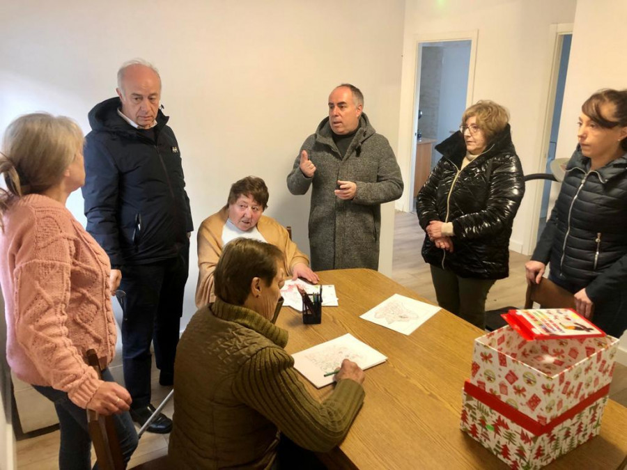 Vilanova abre una nueva casa do maior en Corón y proyecta otra más en la parroquia de Baión