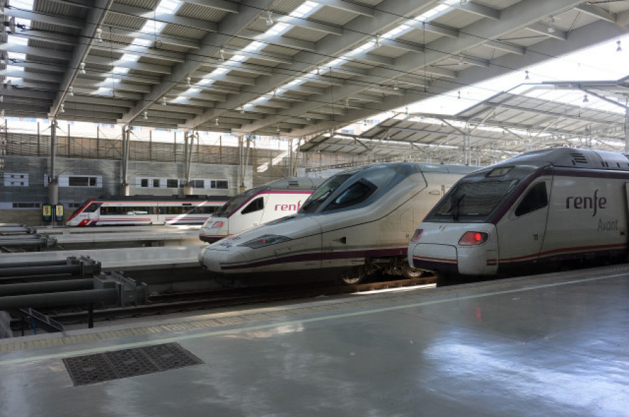 Adif prevé cortar 12 días tráfico de tren en Galicia para mejora de seguridad