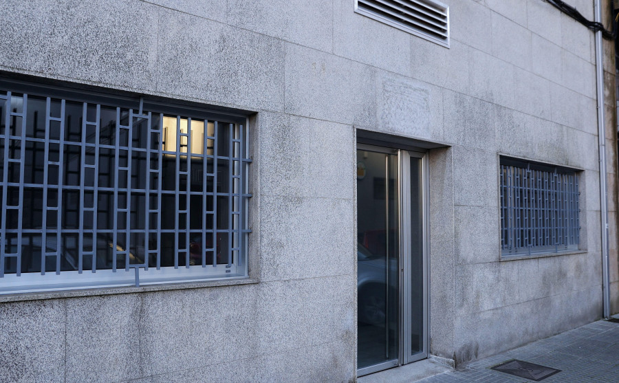 La Diputación recupera el local de Doutor Tourón para oficina polivalente