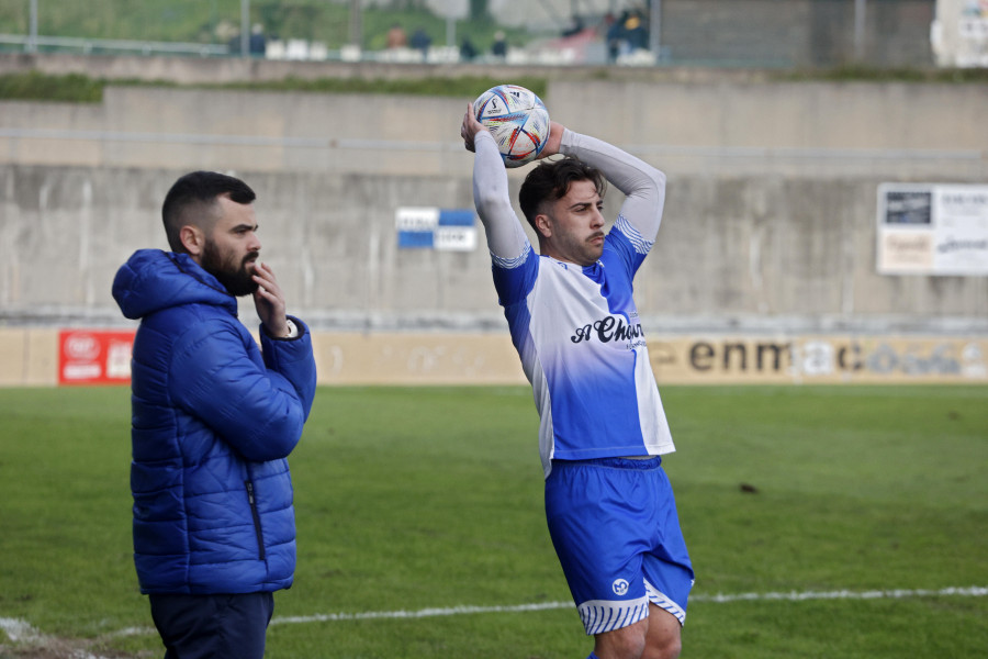 El Portonovo zanja la crisis con una goleada al Atios