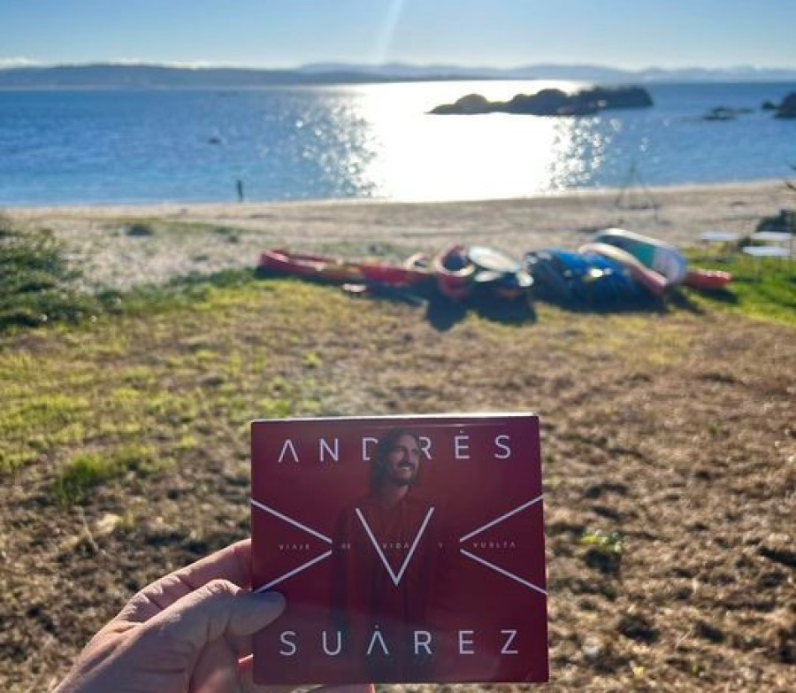 Andrés Suárez lleva su "Viaje de Vida y Vuelta" al Náutico de San Vicente de O Grove