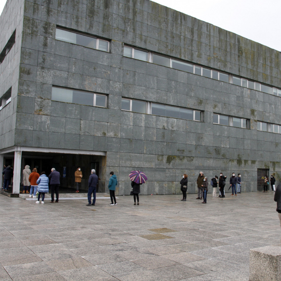 La USC presenta en una jornada en el Auditorio de Vilagarcía su carta de titulaciones para futuro alumnado