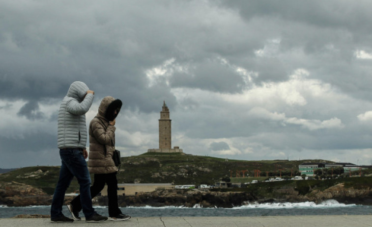 Alerta por fuerte viento en zonas del litoral de A Coruña